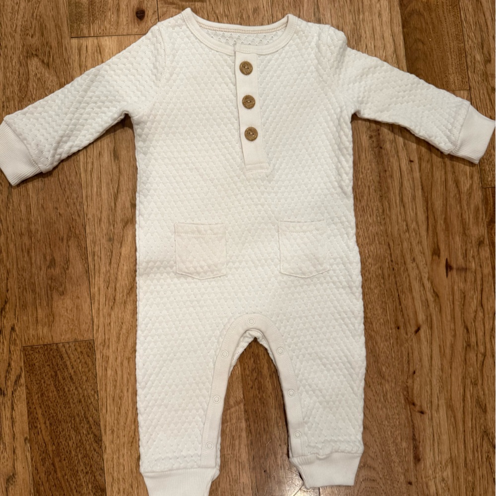 Brand New WOT Cream Textured Baby Outfit